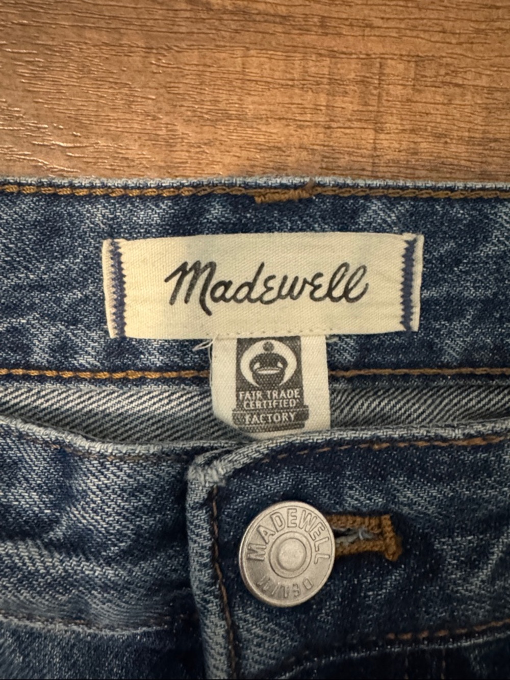 Madewell Medium Blue Denim darted barrel jeans - Picture 4 of 10